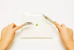 節(jié)食不但減不了肥，還傷身體..