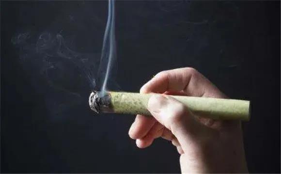 艾灸的順序和注意事項(xiàng)！